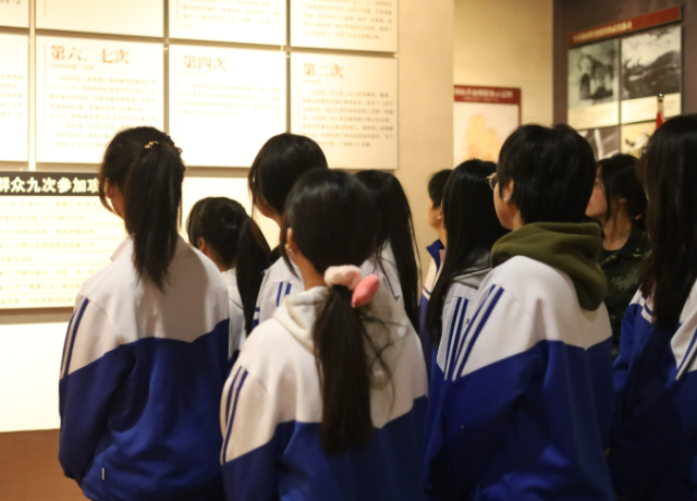 坚持五育并举促进学生全面发