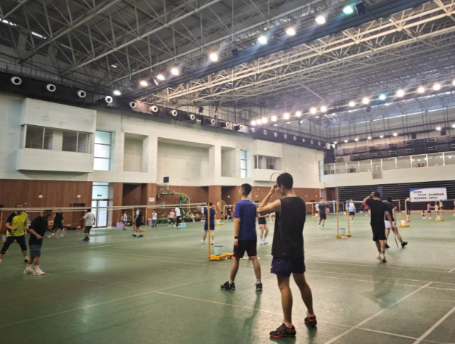 将齐文明特征与德育实践深度融合打造时时处处人人的全员育人格局