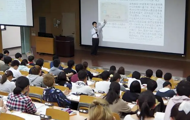 为根底理学与高度重视数学物理化学等根