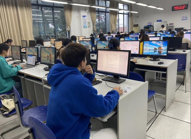 讲堂质量提高的重要渠道是教育数字基础