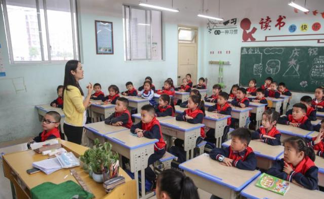 骨干教师推动小学办学质量快速提高小学